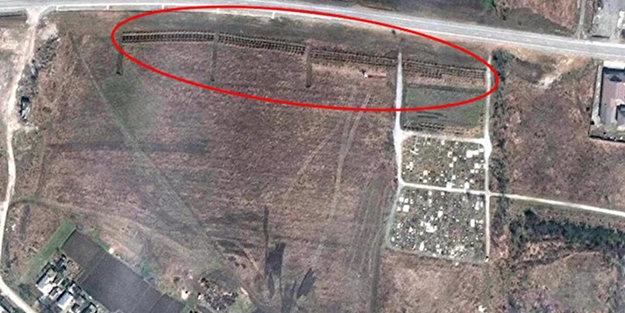 Mariupol’de toplu mezarlar uydu fotoğraflarıyla tespit edildi