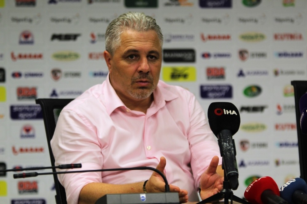 Marius Sumudica: 