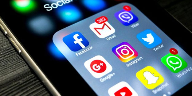 Mark Zuckerberg servet kaybetti! 7 saatteki zarar dudak uçuklattı