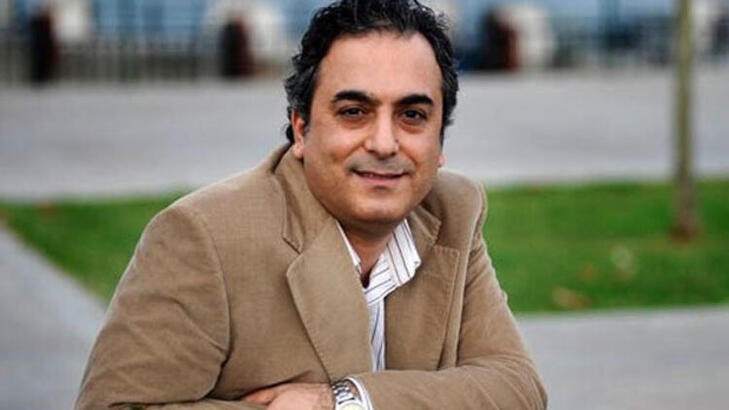 Markar Esayan kimdir?