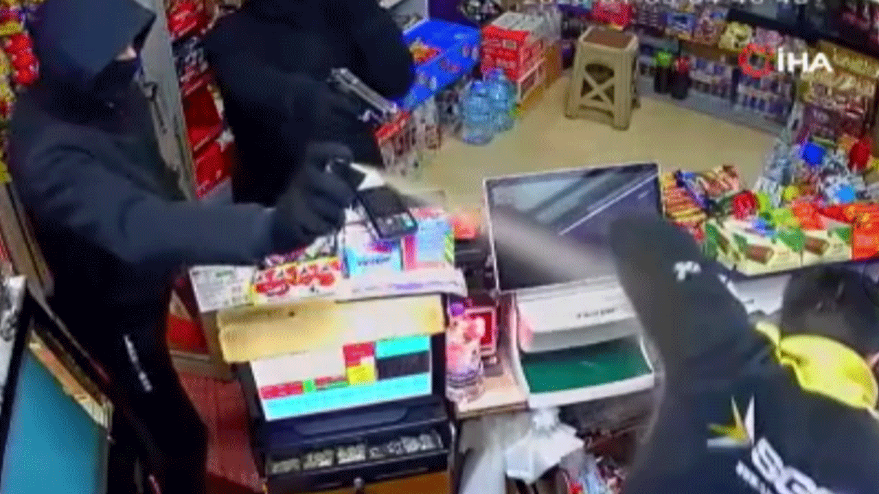 Market sahibine dehşeti yaşatan gaspçılar kıskıvrak yakalandı!