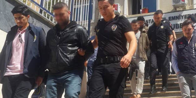 Markete gitti eve döndüğünde şoke oldu! Koltuk altını kesip kafasına sıkmışlar