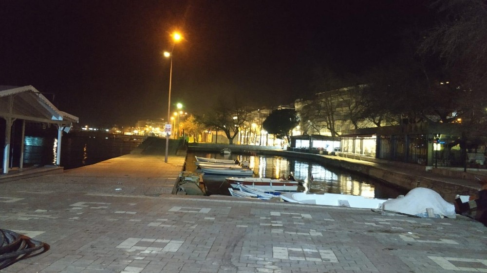 Marmara Adası jeneratörlerle aydınlandı 