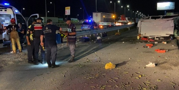 Marmara Otoyolu'nda korkunç kaza! Takla atan araç metrelerce sürüklendi!