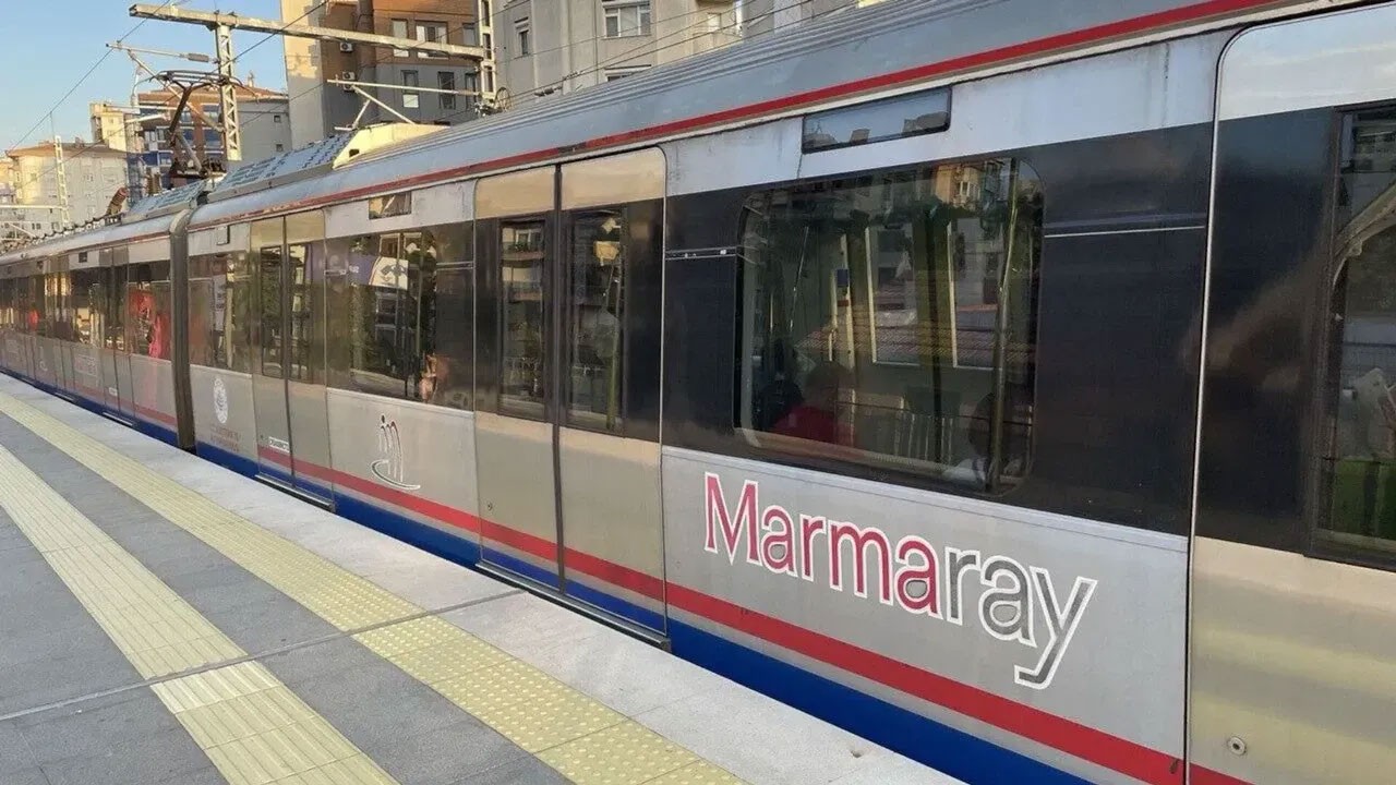 Marmaray istasyonu önünde korkunç olay