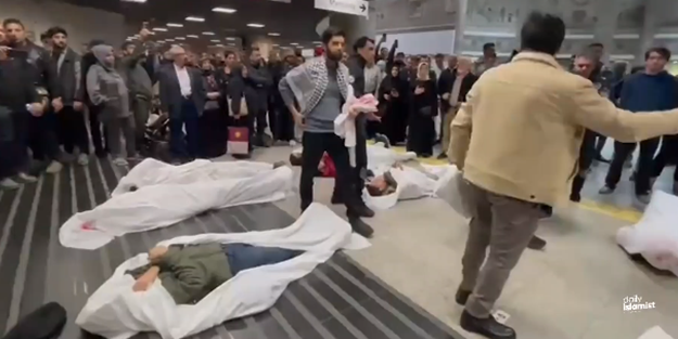 Marmaray'dan inenler gördükleri manzara karşısında neye uğradığını şaşırdı! Bir anda kefenlere sarıldılar