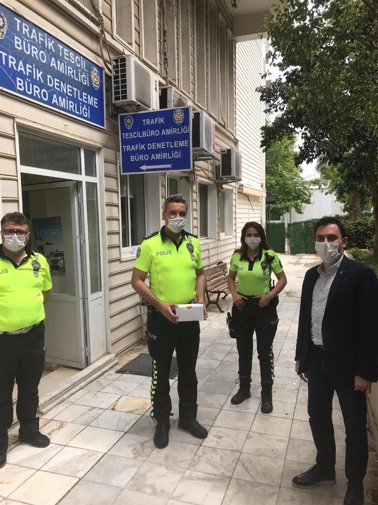 Marmaris AK Parti İlçe Başkanından Trafik Haftası kutlaması 