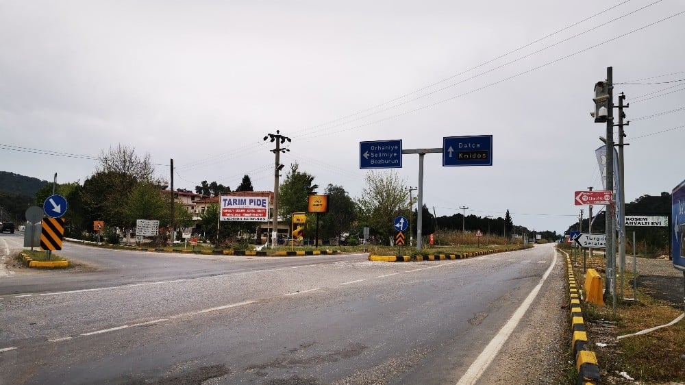 Marmaris’e şehir dışından gelenler evlerinden çıkmıyor 