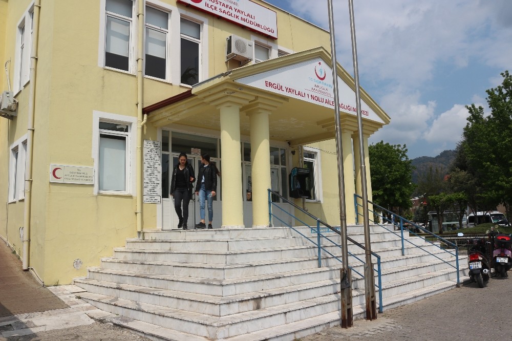 Marmaris’te aile hekimleri iş bıraktı 