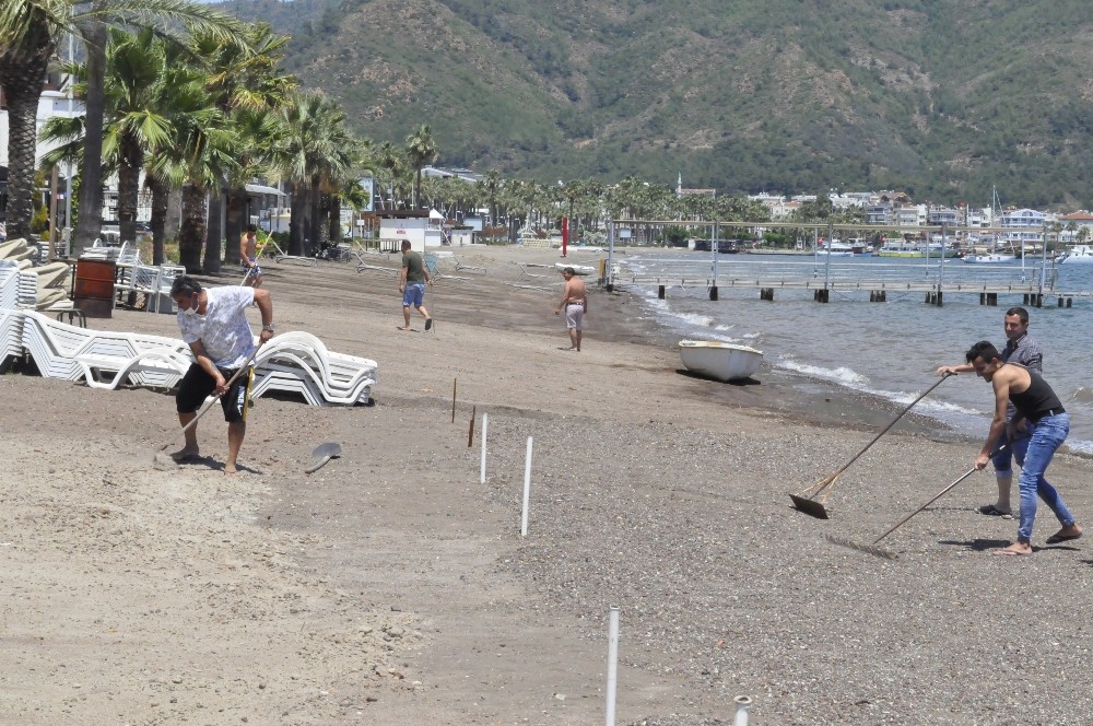 Marmaris’te işletmeler ve plajlar hazırlanıyor 