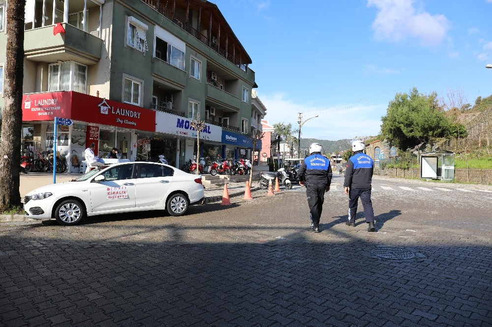 Marmaris’te zabıtadan duba uyarısı 