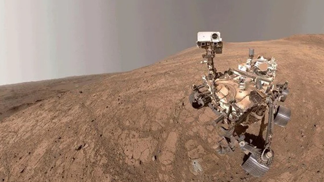 Mars'ın gizemi çözülüyor: Kızıl gezegenin katı iç çekirdeği keşfedildi