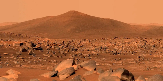 Mars'ta yanardağ keşfedildi!