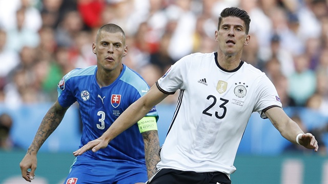 Martin Skrtel bedelsiz geliyor