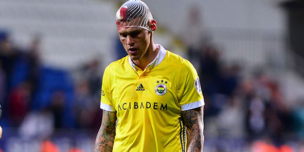 Martin Skrtel hastaneye kaldırıldı