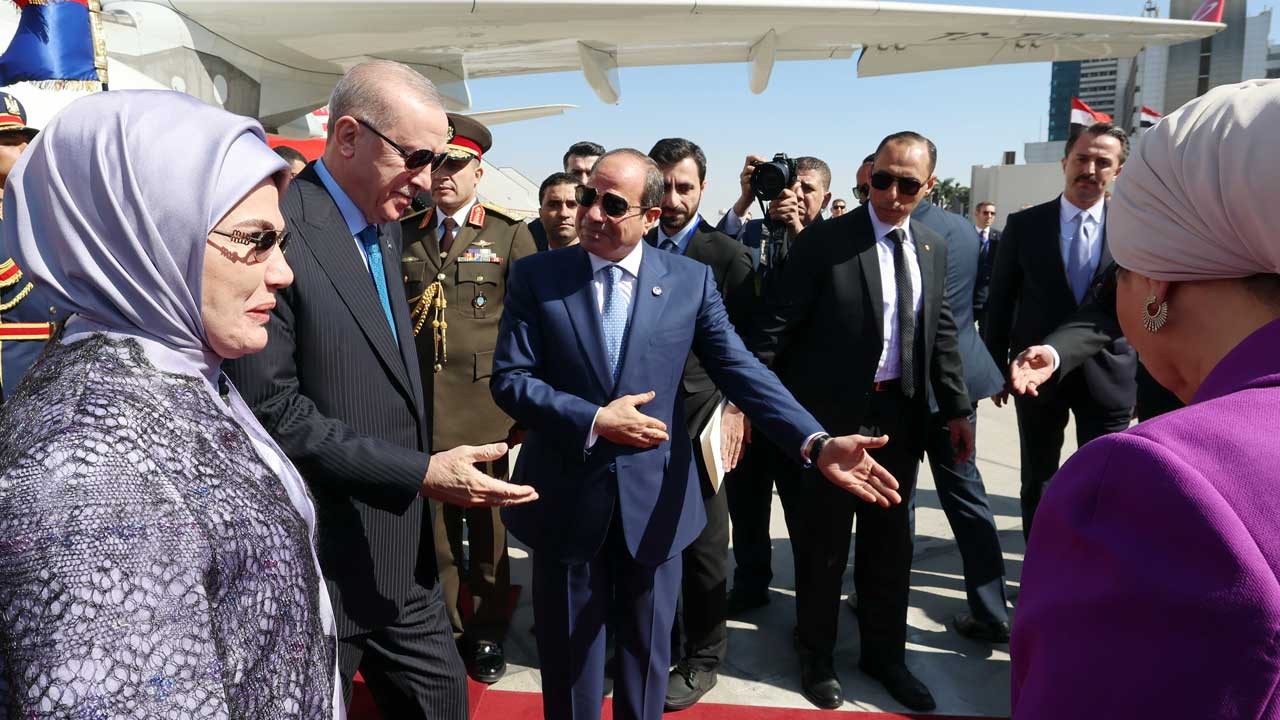 Masada kritik meseleler var! Başkan Erdoğan Mısır'da