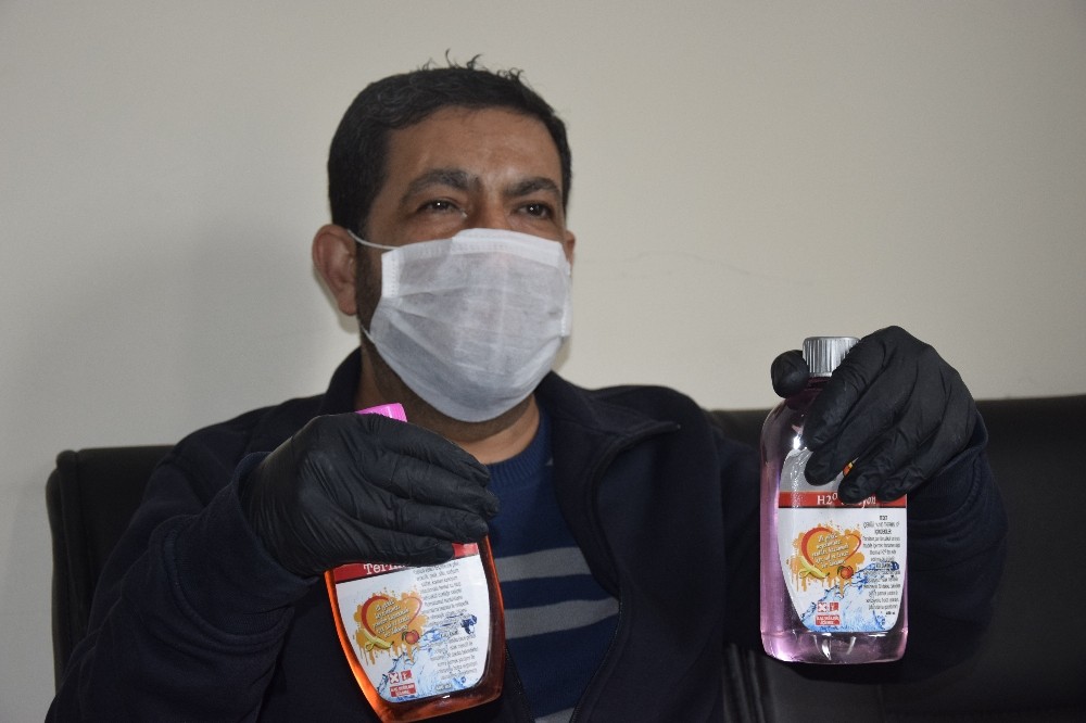 Maske ve eldiven sipariş etti sıvı sabun çıktı 