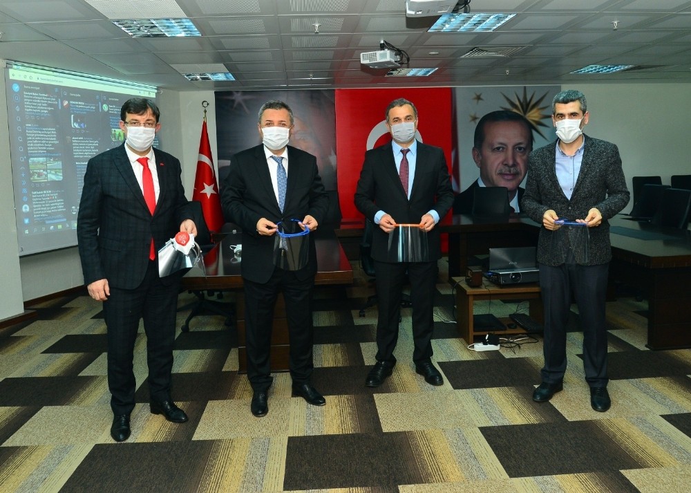 Maskeler emniyete teslim edildi 