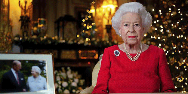 Maskesini takıp silahını alıp ‘intikam’ dedi! Kraliçeye suikast tehdidi