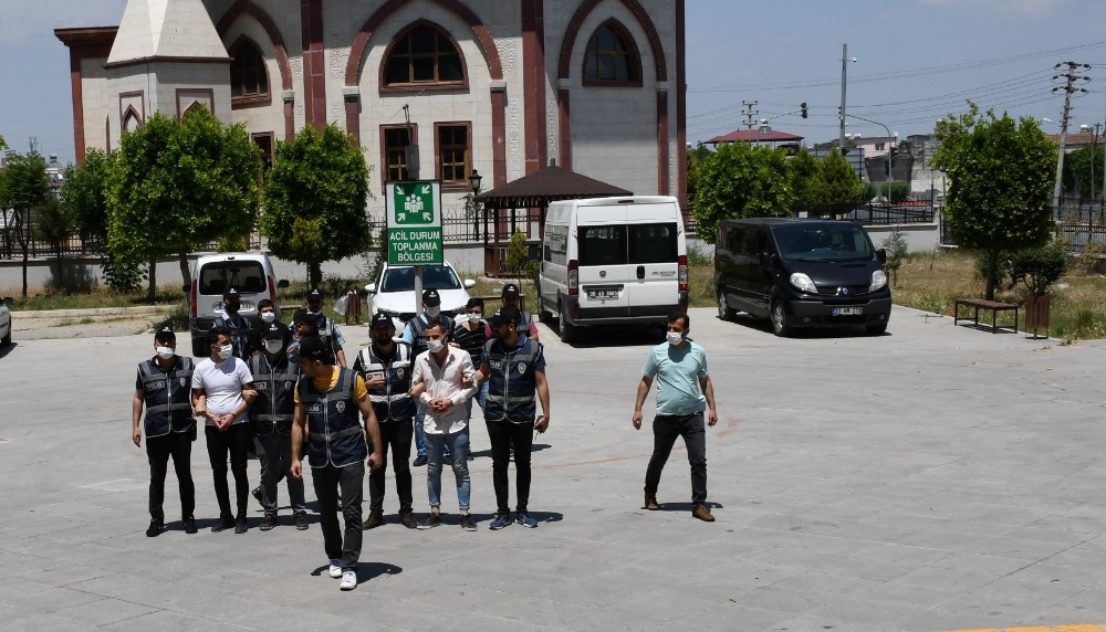 Masum kadının katil zanlıları adliyeye sevk edildi 