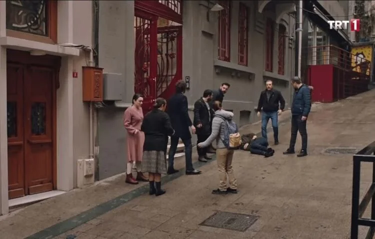 Masumlar Apartmanı satılıyor! O ünlü, bina için servet ödeyecek