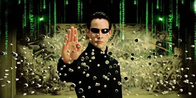 Matrix 4 vizyona girdi! Kazandığı para dudak uçuklattı