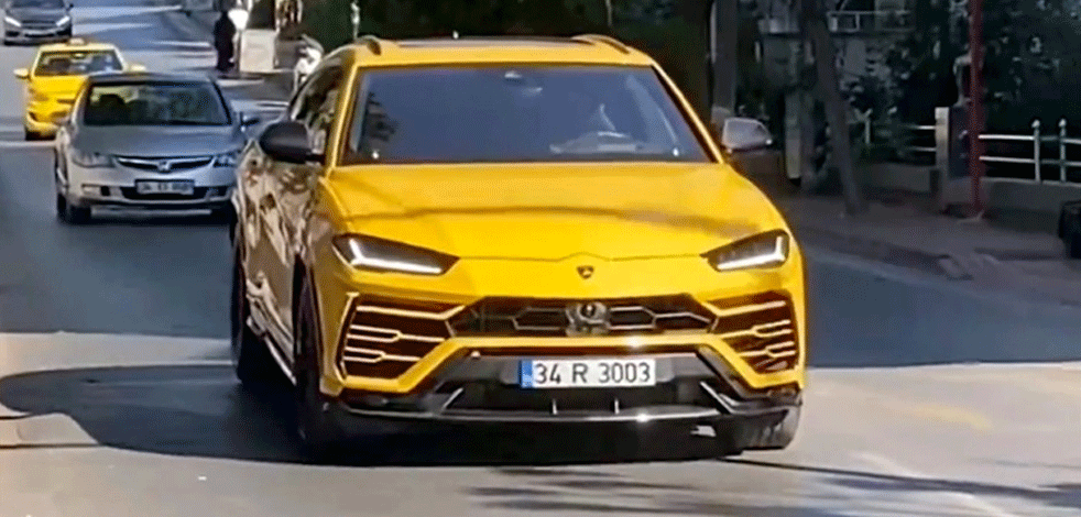 Mauro Icardi yeni arabası olay oldu! Fenerbahçe taraftarından ilginç hamle