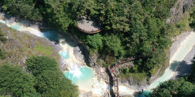 Mavi Göl rekor üstüne rekor kırıyor! Yok böyle bir güzellik...