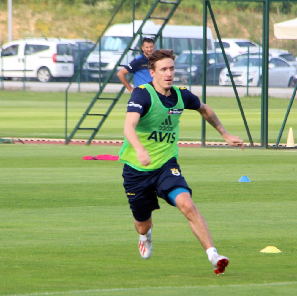 Max Kruse göz doldurdu 