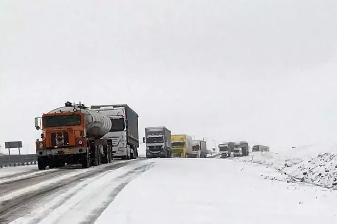 Mayıs ayında kış yüzünü tekrar gösterdi!