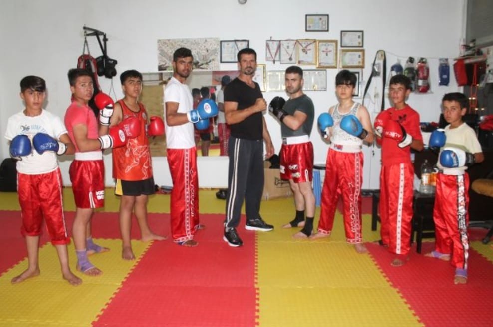 Mazıdağılı kick boksçular, Türkiye şampiyonasında mücadele edecek 