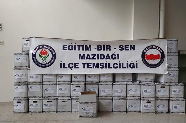 Mazıdağı’nda 40 aileye Ramazan kolisi dağıtıldı 