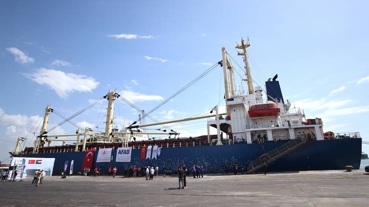 Mazlumların hamisi Türkiye! Dev gemi yola çıktı