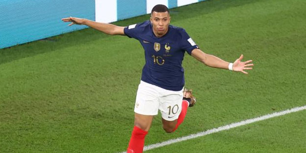 Mbappe Dünya Kupası tarihine geçti