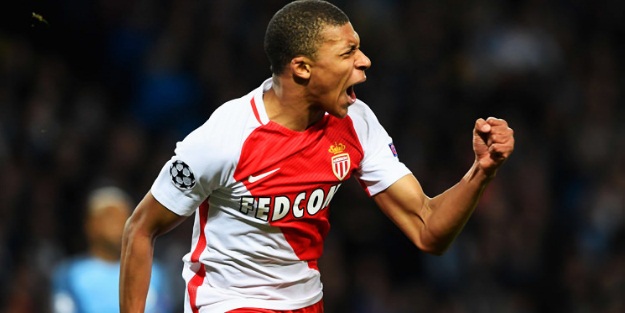 Mbappe'den transfer açıklaması