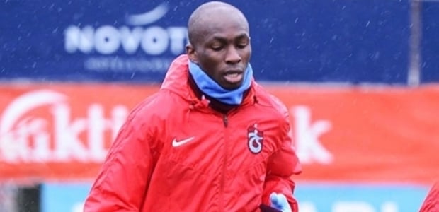 M'Bia şoke etti!&nbsp;