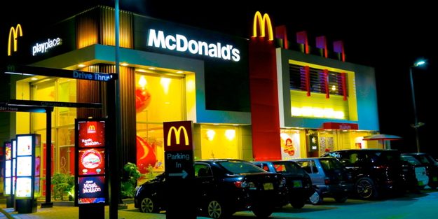 McDonald's boykotun neden olduğu zararı ABD satışlarından telafi etmeye çalışıyor