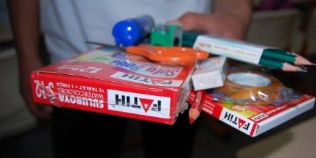 MEB kırtasiye yardımı nasıl alınır? Kızılay kırtasiye yardımı nasıl alınır?