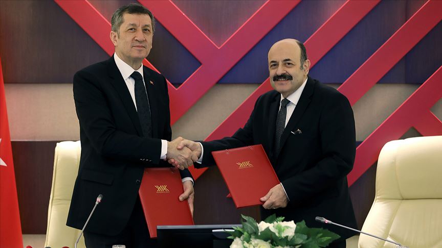 MEB ve YÖK öğretmenlerin mesleki gelişimini artıracak iş birliğine imza attı