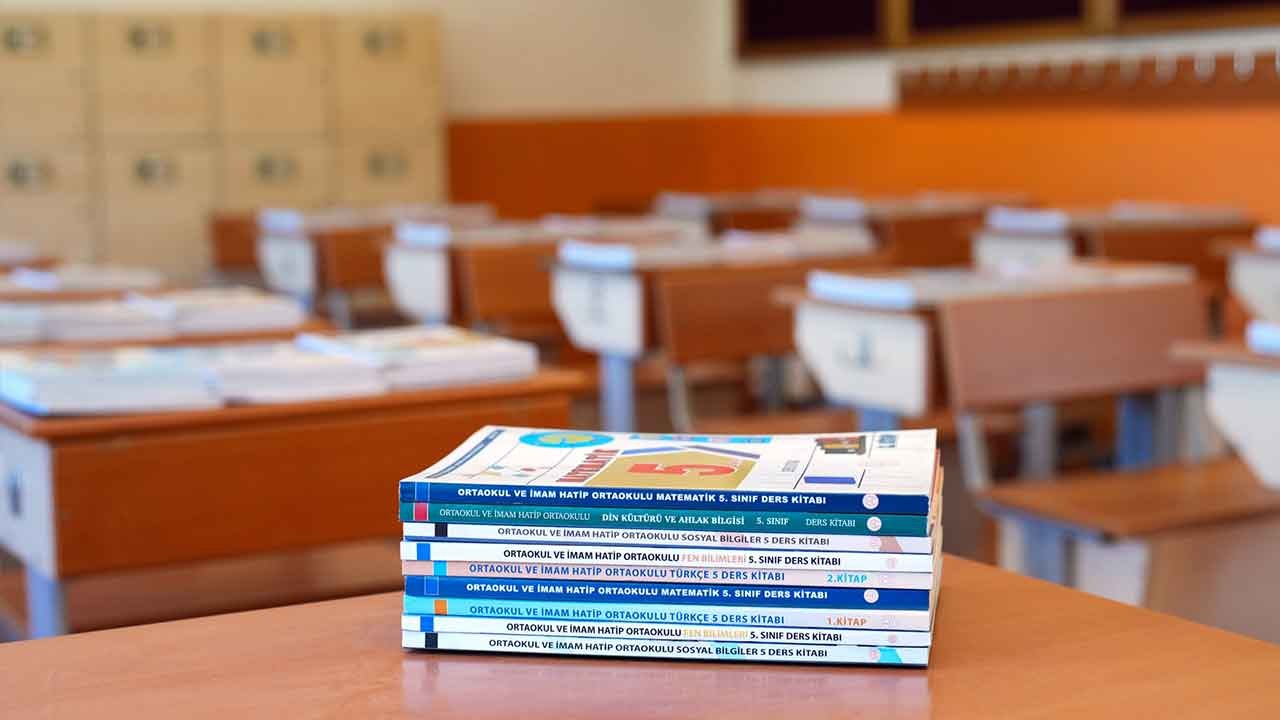 MEB'den özel yayınevlerine geçit yok!