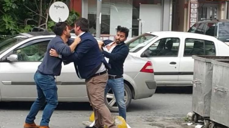 Mecidiyeköy’de tekmeler havada uçuştu!