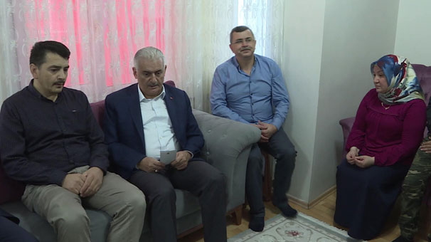 Meclis Başkanı Binali Yıldırım, şehit ailesini ziyaret etti