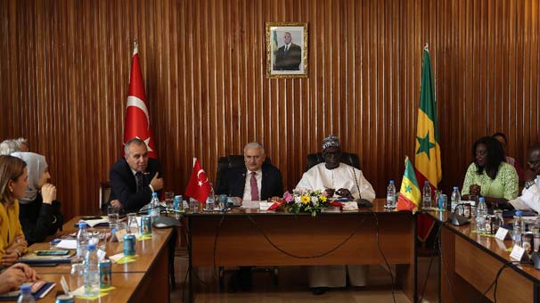 Meclis Başkanı Binali Yıldırım Senegal'de
