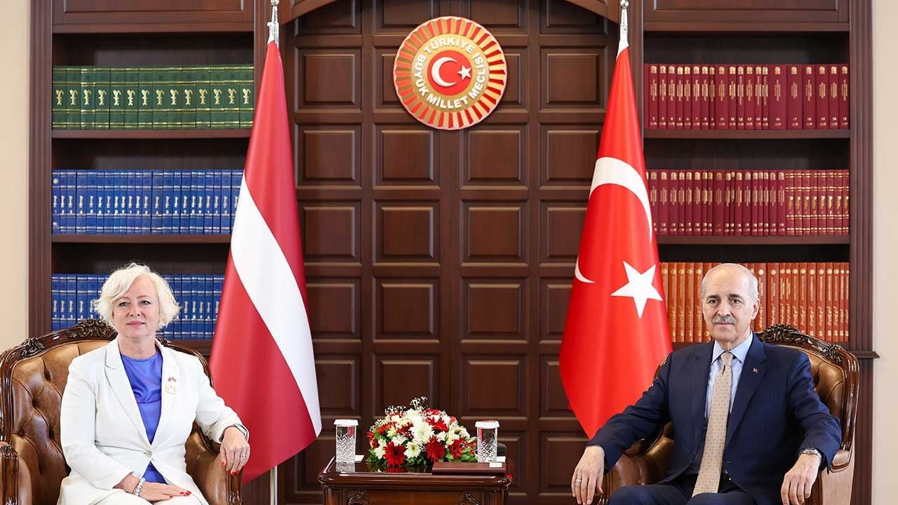 Kurtulmuş, Mieriņa'yı kabul etti
