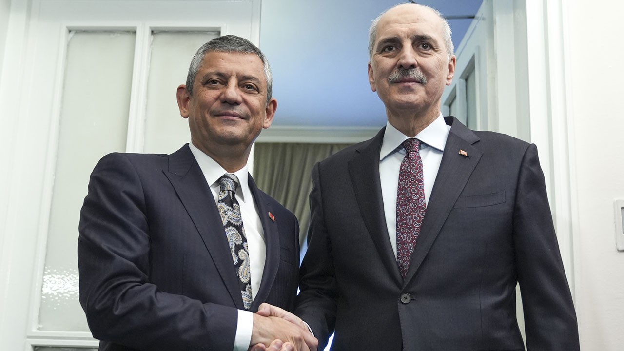 Meclis Başkanı Numan Kurtulmuş, CHP Genel Başkanı Özgür Özel’i ziyaret etti