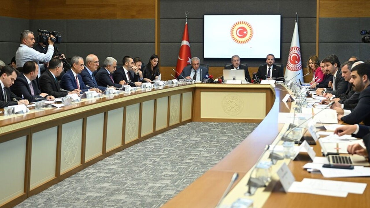 Meclis Genel Kurul'una sevk edilecek! Uzman erbaş kanunu masaya geldi
