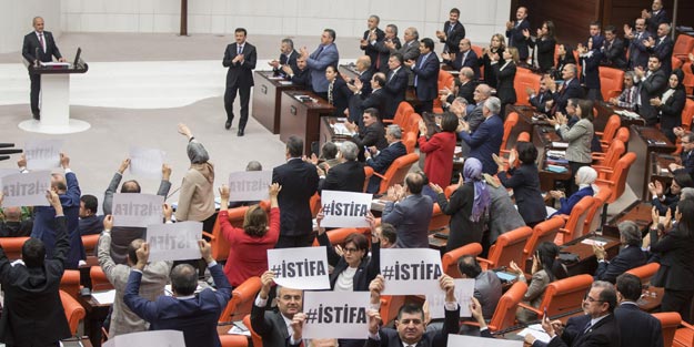 Meclis Genel Kurulunda 'sokak' tartışması: İnsanları teröre çağırıyorsunuz