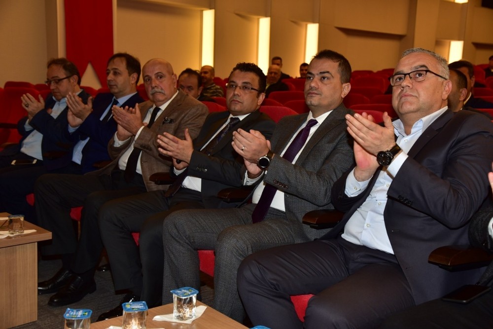 Meclis üyeleri ve STK’lara imar planı çalışmaları anlatıldı 