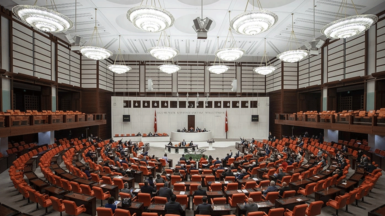 Çok yorulan vekiller 2 ay tatil yapmıştı... Meclis yarın açılıyor: İşte ilk gündem maddesi