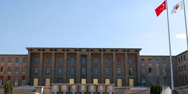 Meclis'e ziyaretçi alınmayacak